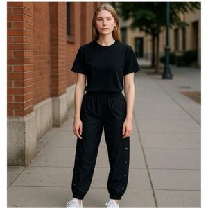 Lululemon Tear-Away Mid-Rise Track Pant